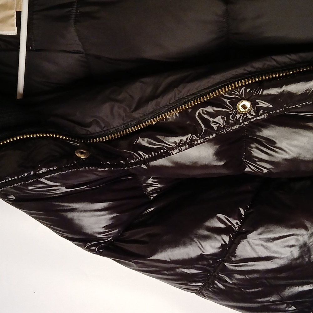 Michael Kors puff coat black with faux fur zippered hood.  Med. NEW - Picture 10 of 13